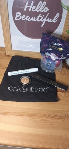 Ladies look fantastic hair - ladies,