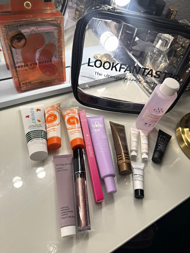 Lookfantastic beauty bag gift - lookfantastic,