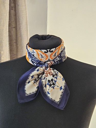 Square scarf silky feel - square,